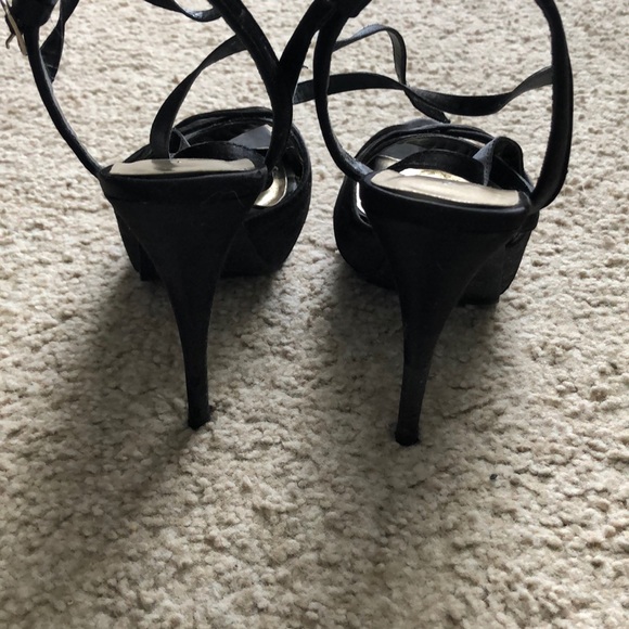 Chinese Laundry High heeled shoes great condition - Picture 3 of 4